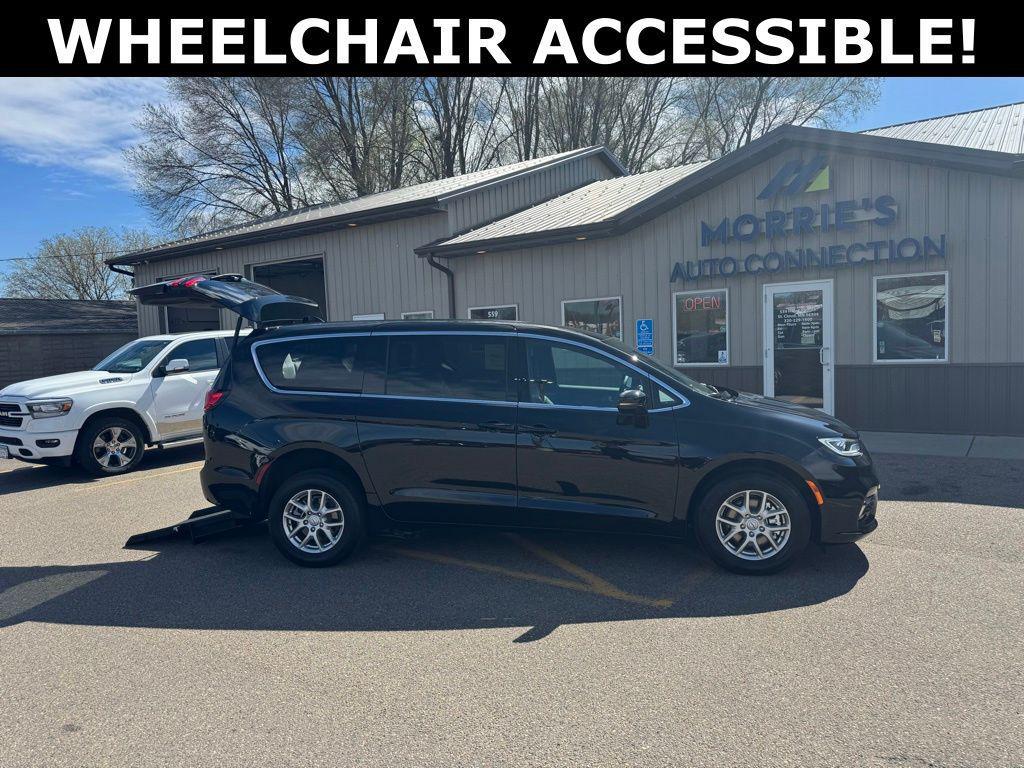 used 2026 Chrysler Pacifica car, priced at $63,250