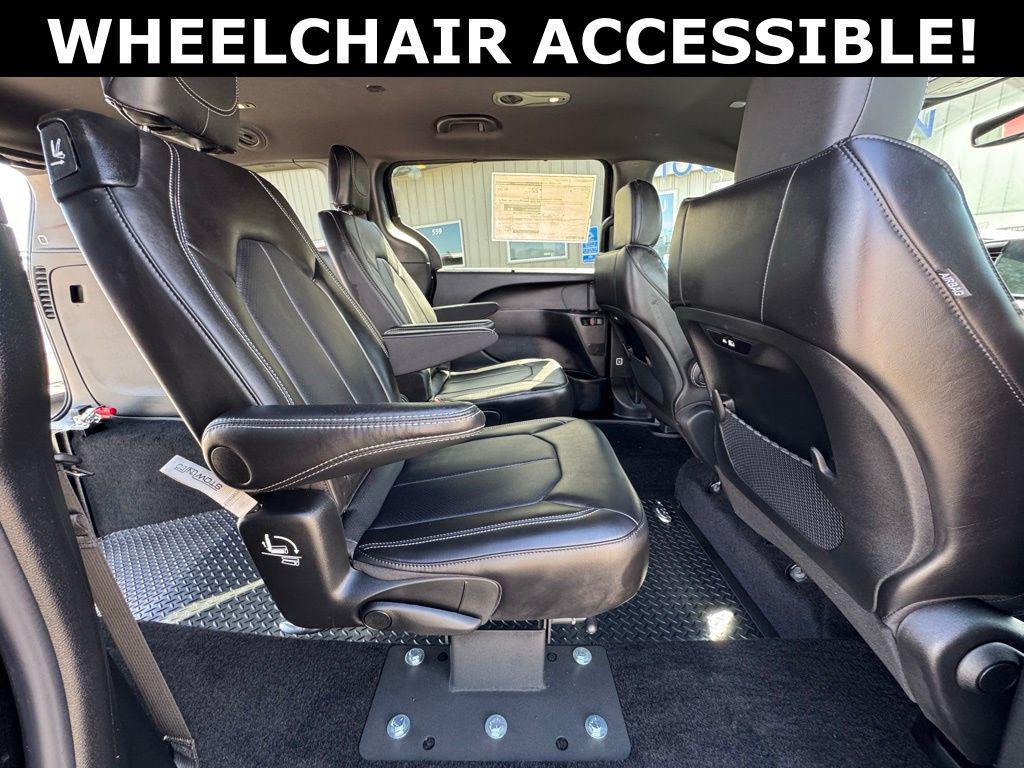 used 2026 Chrysler Pacifica car, priced at $63,250