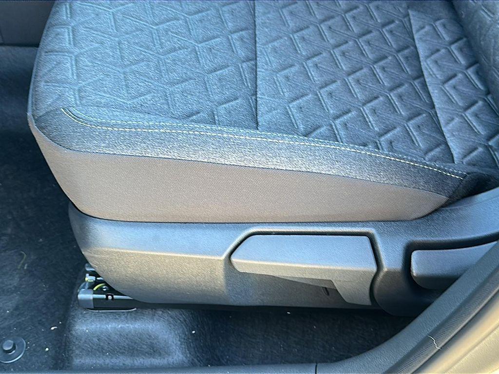 new 2025 Nissan Kicks car, priced at $25,160