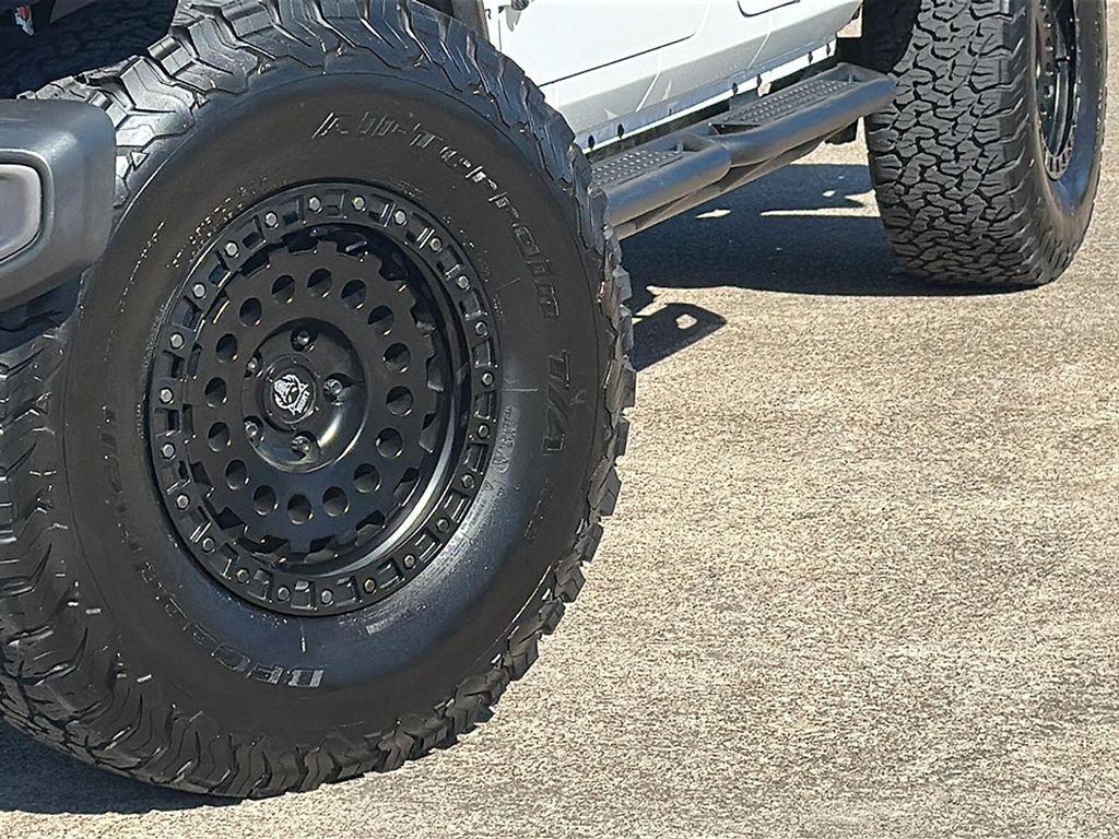 used 2022 Jeep Gladiator car, priced at $32,995