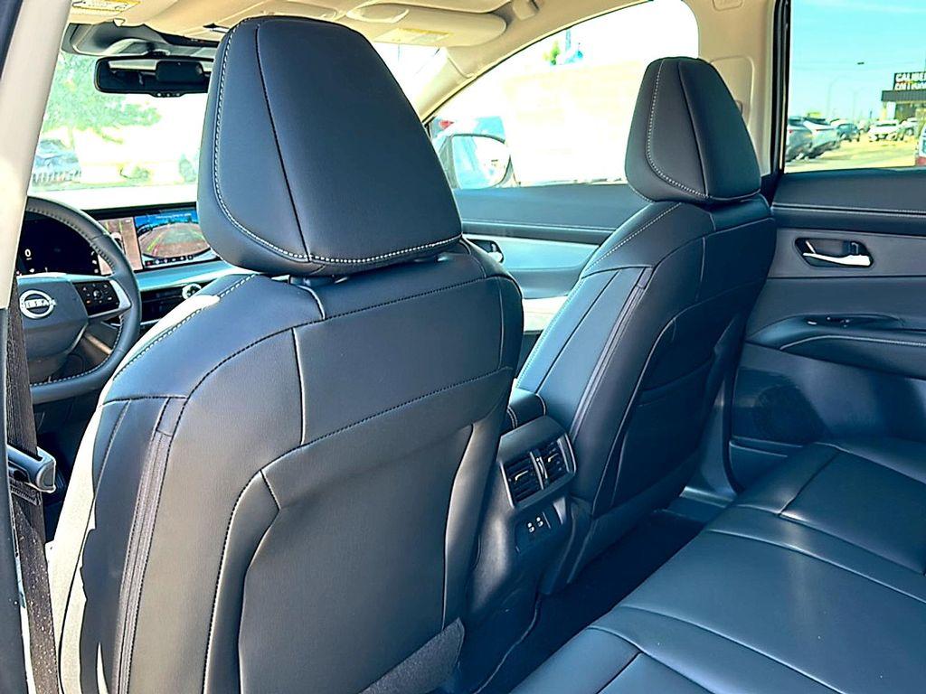 new 2025 Nissan Murano car, priced at $40,411