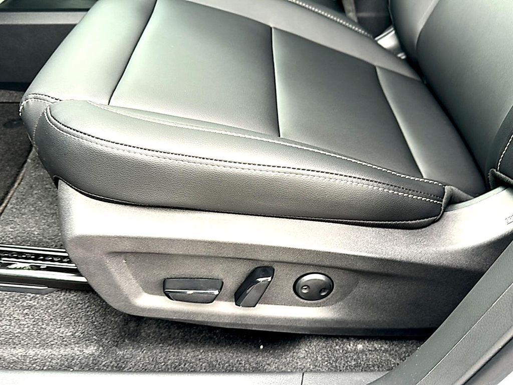 new 2025 Nissan Murano car, priced at $41,465