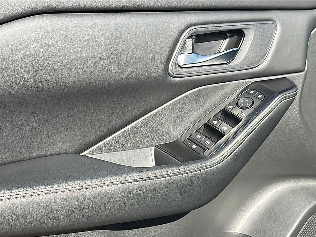 used 2025 Nissan Rogue car, priced at $25,249