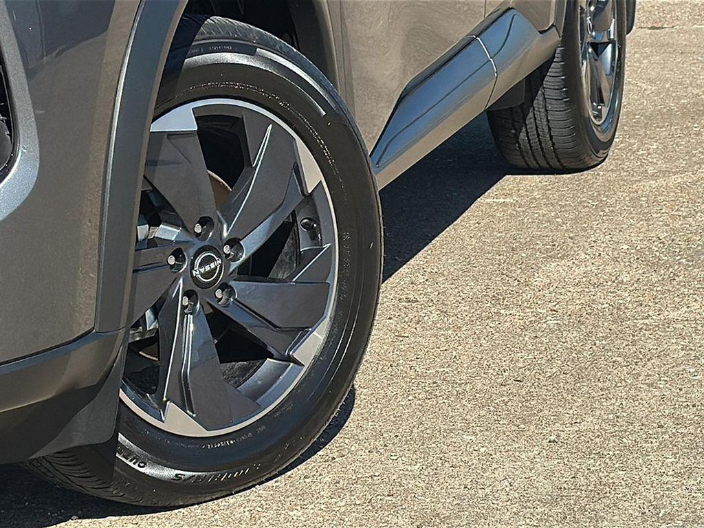 used 2025 Nissan Rogue car, priced at $25,249