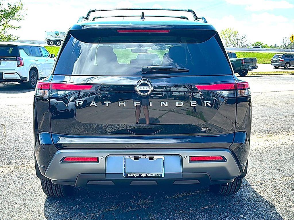 new 2026 Nissan Pathfinder car, priced at $38,988
