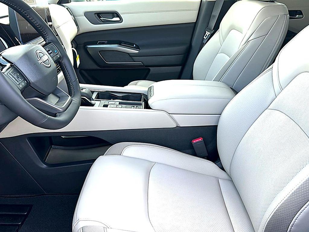 new 2026 Nissan Pathfinder car, priced at $38,498