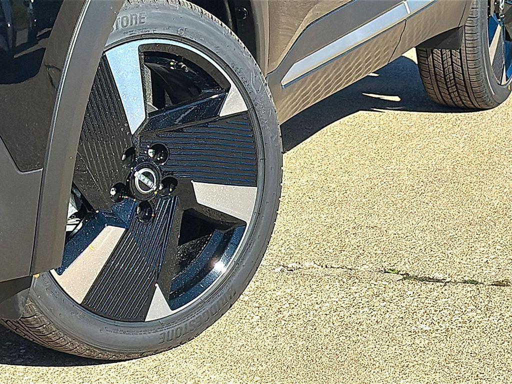 new 2026 Nissan Kicks car, priced at $28,662