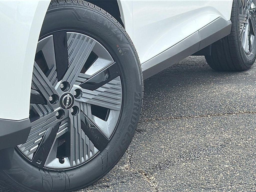 new 2025 Nissan Murano car, priced at $40,563