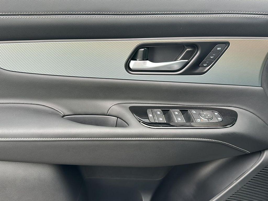 new 2025 Nissan Murano car, priced at $40,563