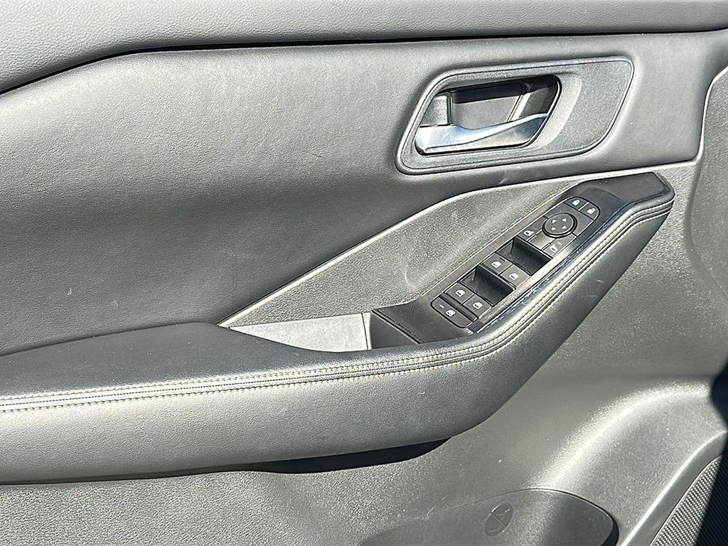 used 2025 Nissan Rogue car, priced at $25,249