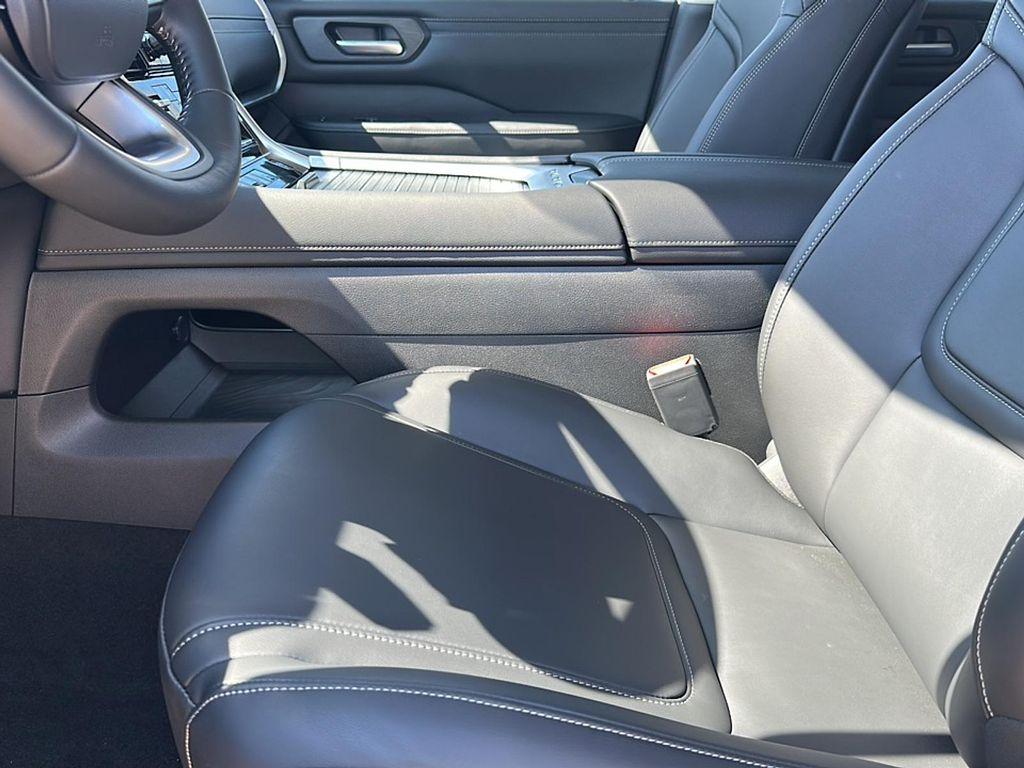 new 2026 Nissan Armada car, priced at $58,045