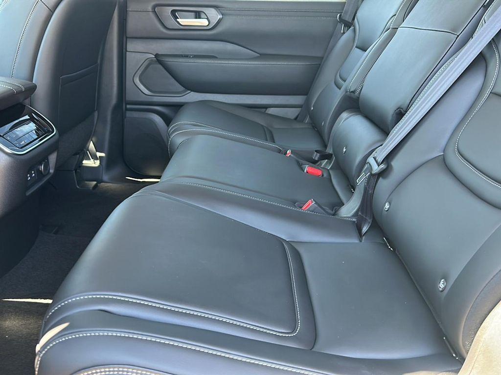 new 2026 Nissan Armada car, priced at $58,045