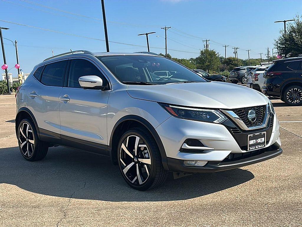 used 2021 Nissan Rogue Sport car, priced at $22,995