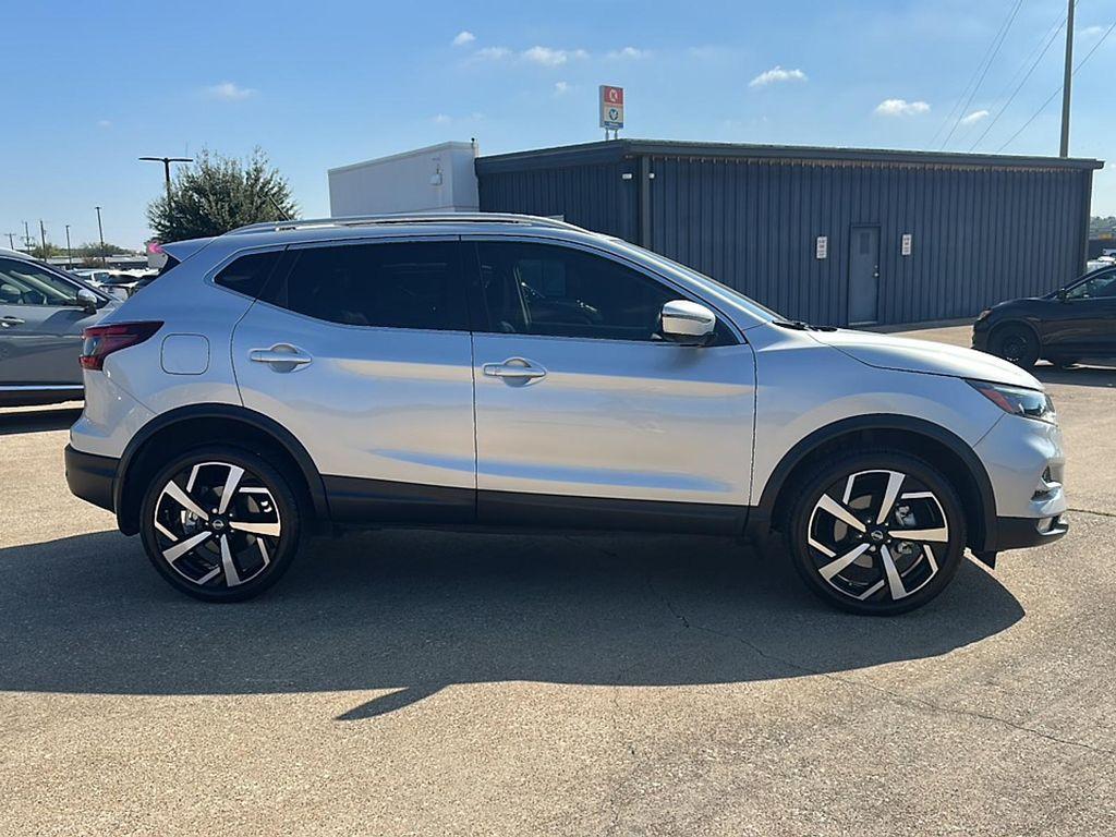 used 2021 Nissan Rogue Sport car, priced at $22,995