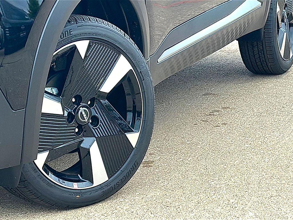 new 2026 Nissan Kicks car, priced at $27,147