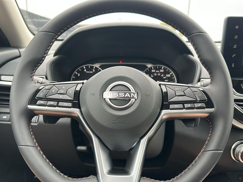 new 2025 Nissan Altima car, priced at $30,902