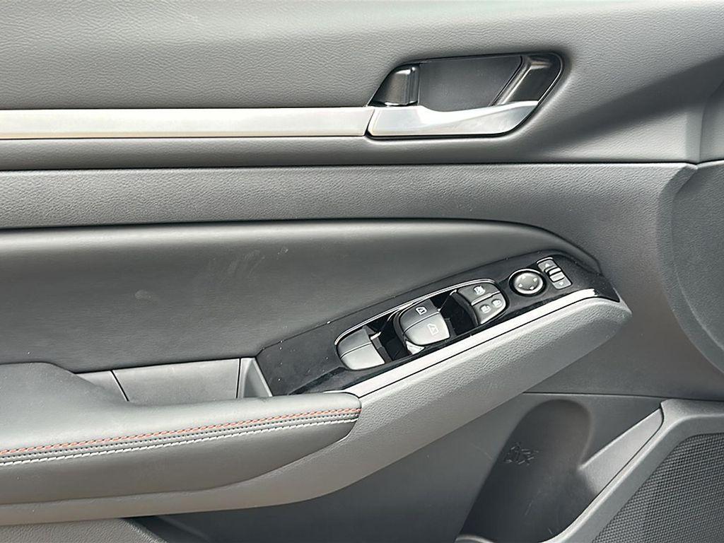new 2025 Nissan Altima car, priced at $30,902