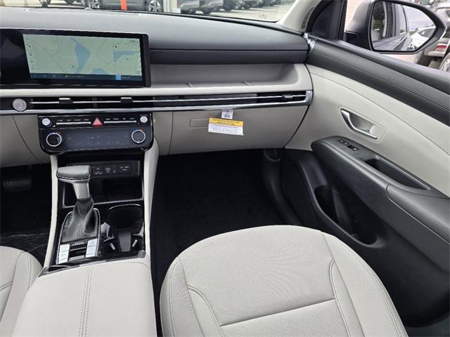 new 2025 Hyundai Tucson car, priced at $34,104