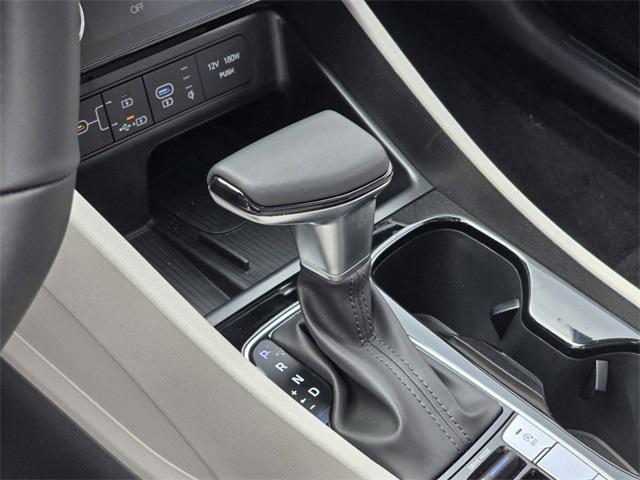 new 2025 Hyundai Tucson car, priced at $34,104