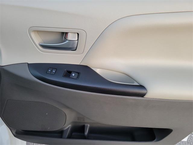 used 2017 Toyota Sienna car, priced at $19,113