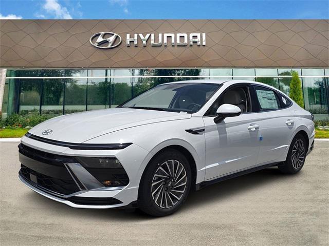 new 2025 Hyundai Sonata Hybrid car, priced at $25,044