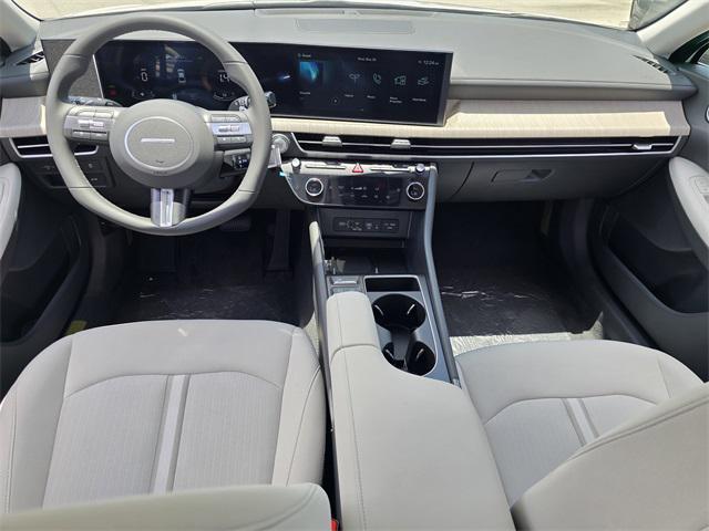 new 2025 Hyundai Sonata Hybrid car, priced at $25,044