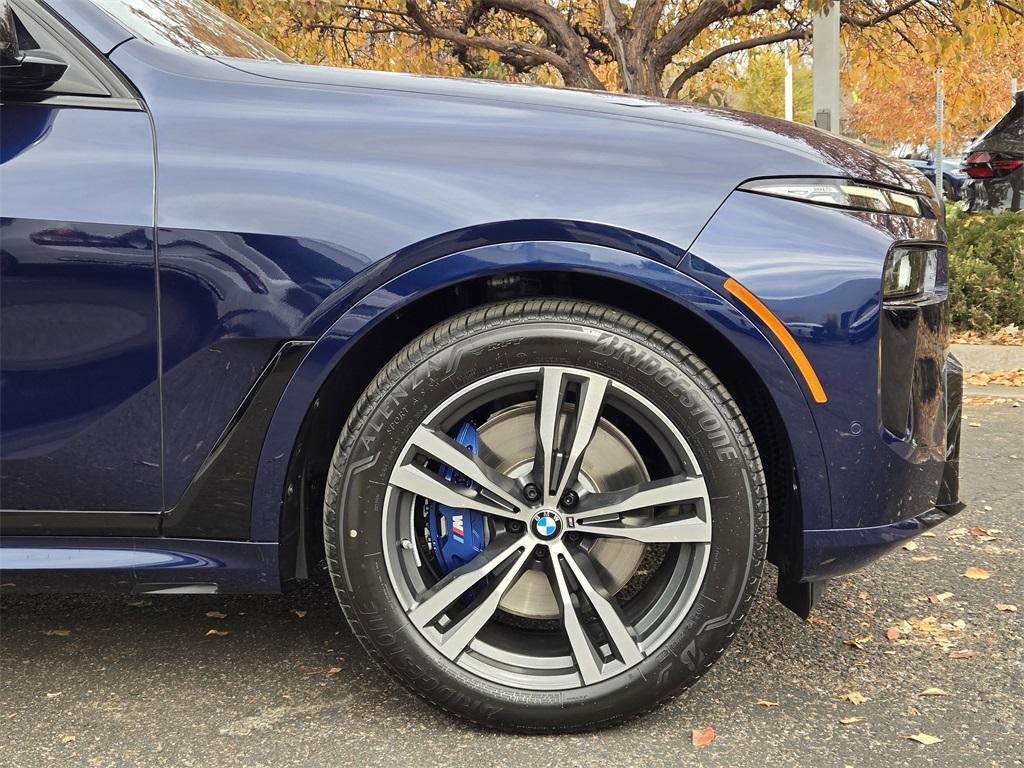 new 2026 BMW X7 car, priced at $129,270