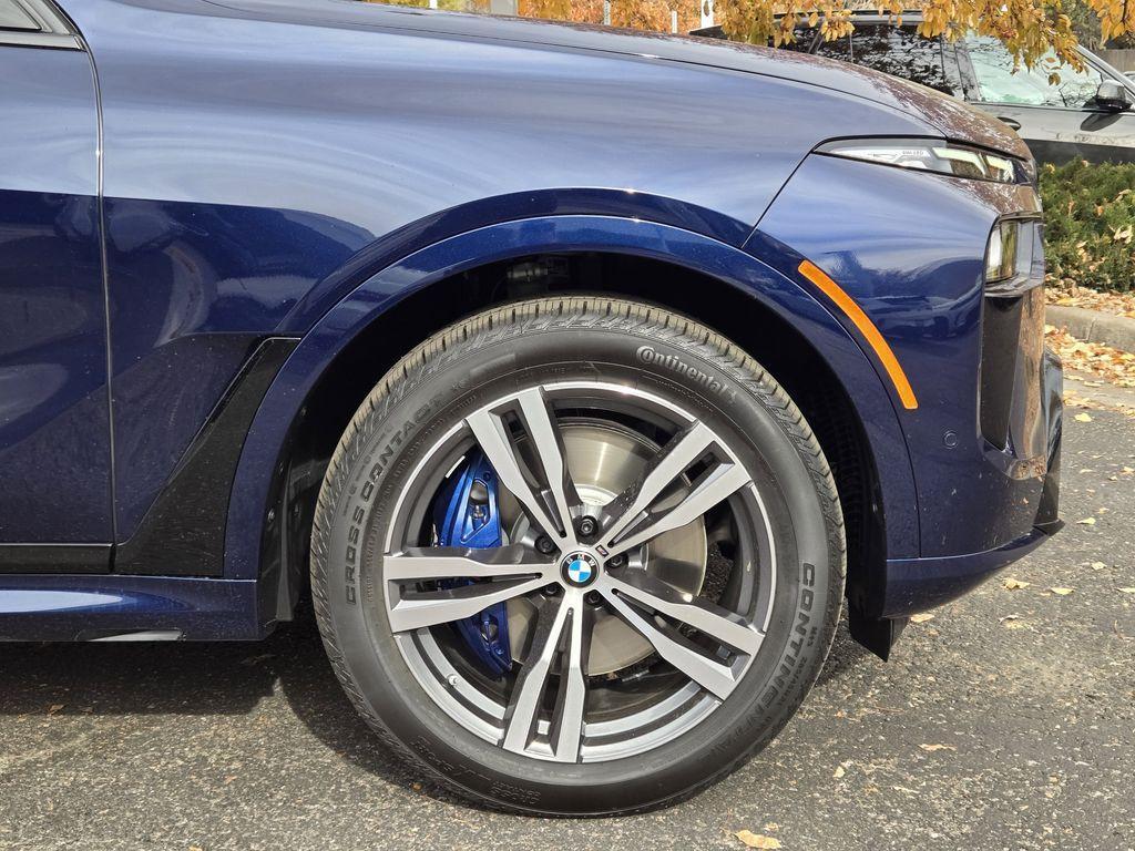 new 2026 BMW X7 car, priced at $123,859