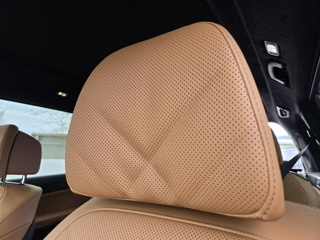 new 2026 BMW X7 car, priced at $103,549