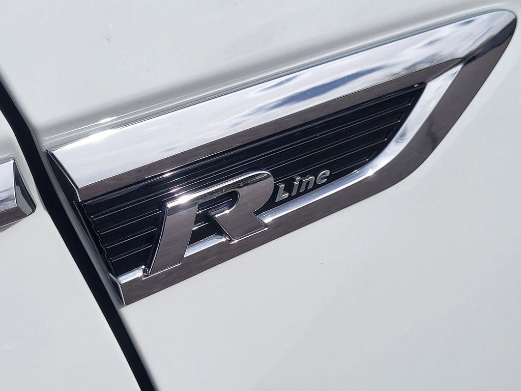 used 2021 Volkswagen Tiguan car, priced at $19,987