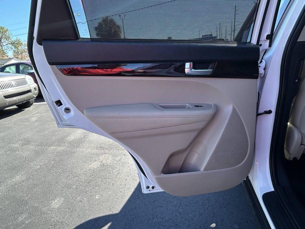 used 2014 Kia Sorento car, priced at $7,200