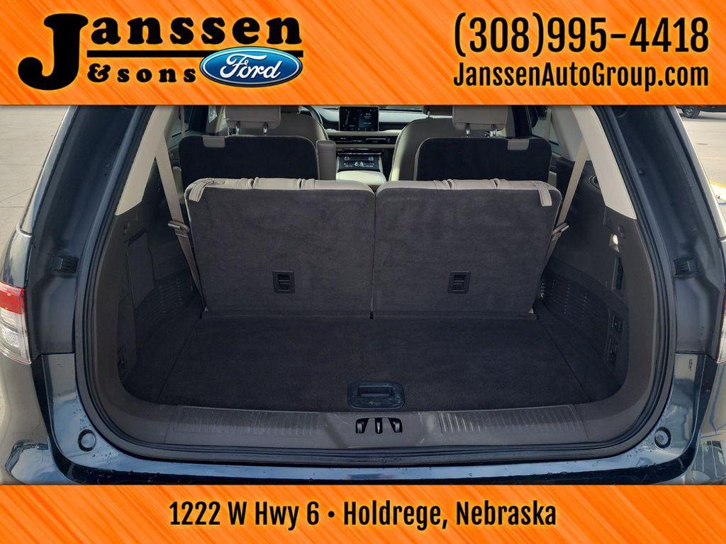 used 2022 Lincoln Aviator car, priced at $39,995