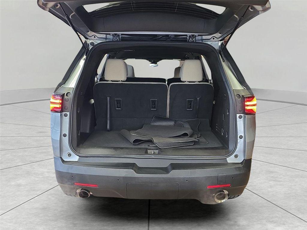 used 2023 Chevrolet Traverse car, priced at $24,100