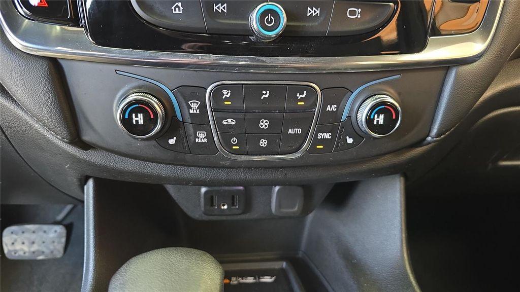 used 2023 Chevrolet Traverse car, priced at $26,700