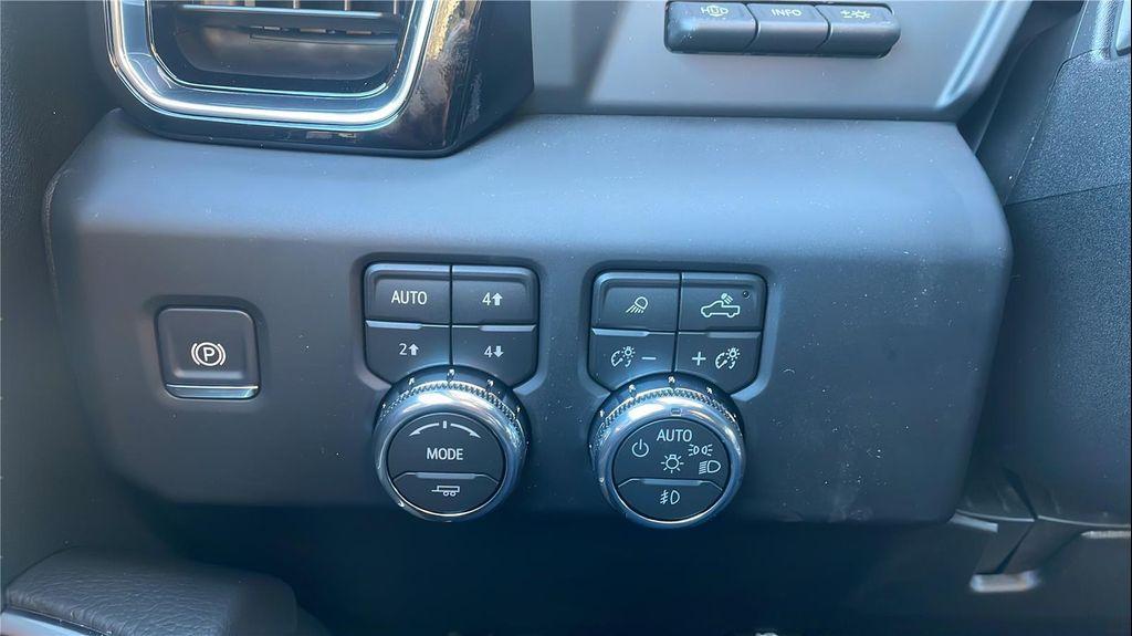 new 2026 GMC Sierra 2500 car, priced at $86,400