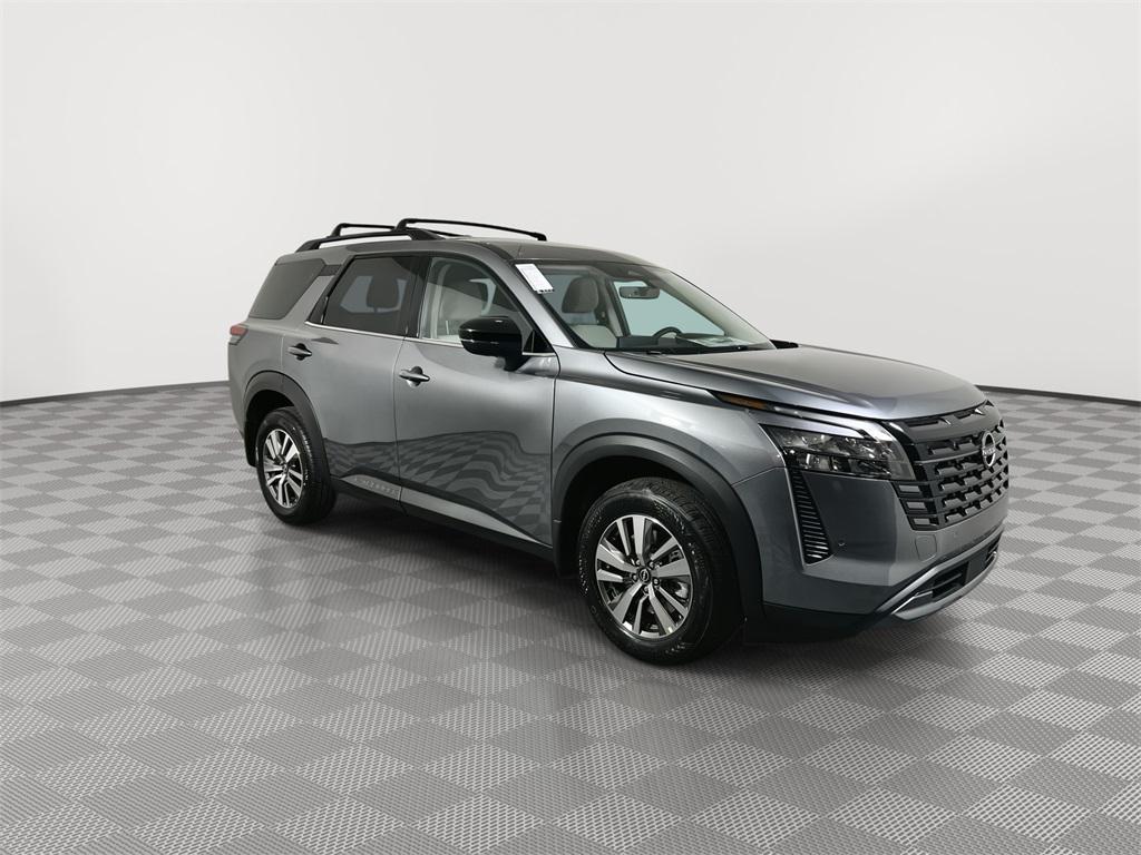 new 2026 Nissan Pathfinder car, priced at $39,615