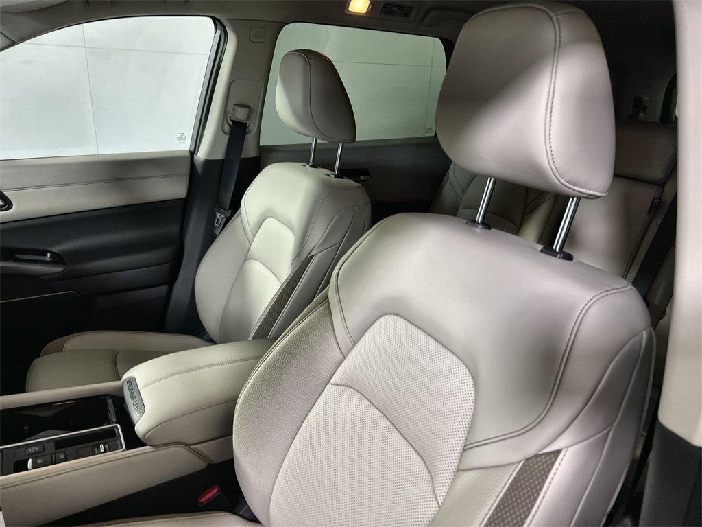 new 2026 Nissan Pathfinder car, priced at $39,615
