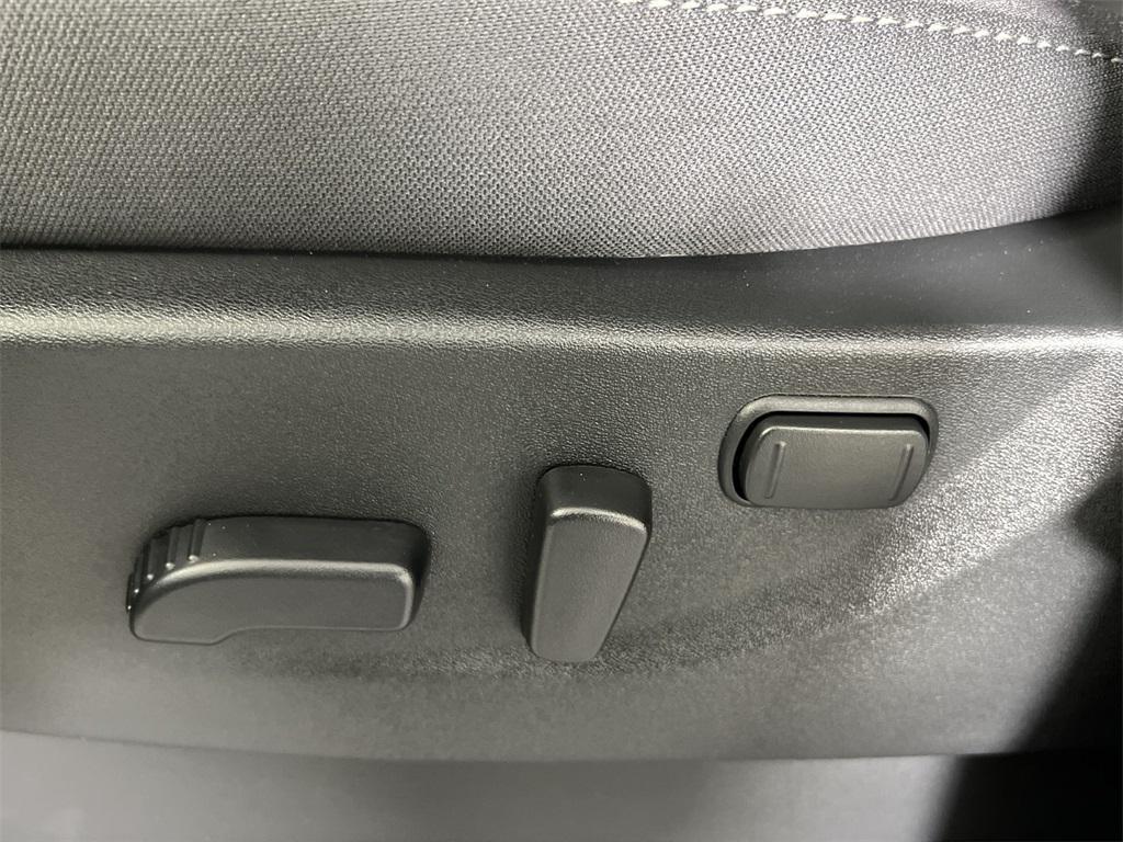 new 2026 Nissan Frontier car, priced at $36,081