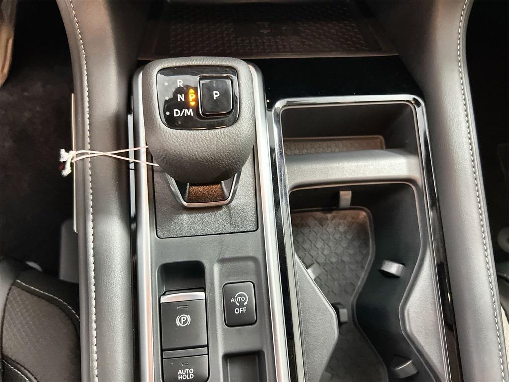 new 2025 Nissan Pathfinder car, priced at $35,634