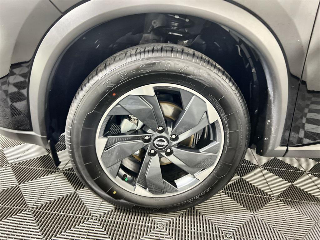 used 2024 Nissan Rogue car, priced at $16,953