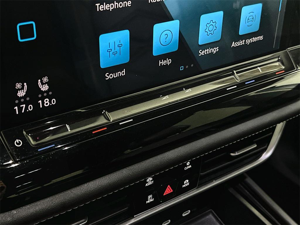 used 2024 Volkswagen Atlas car, priced at $23,355