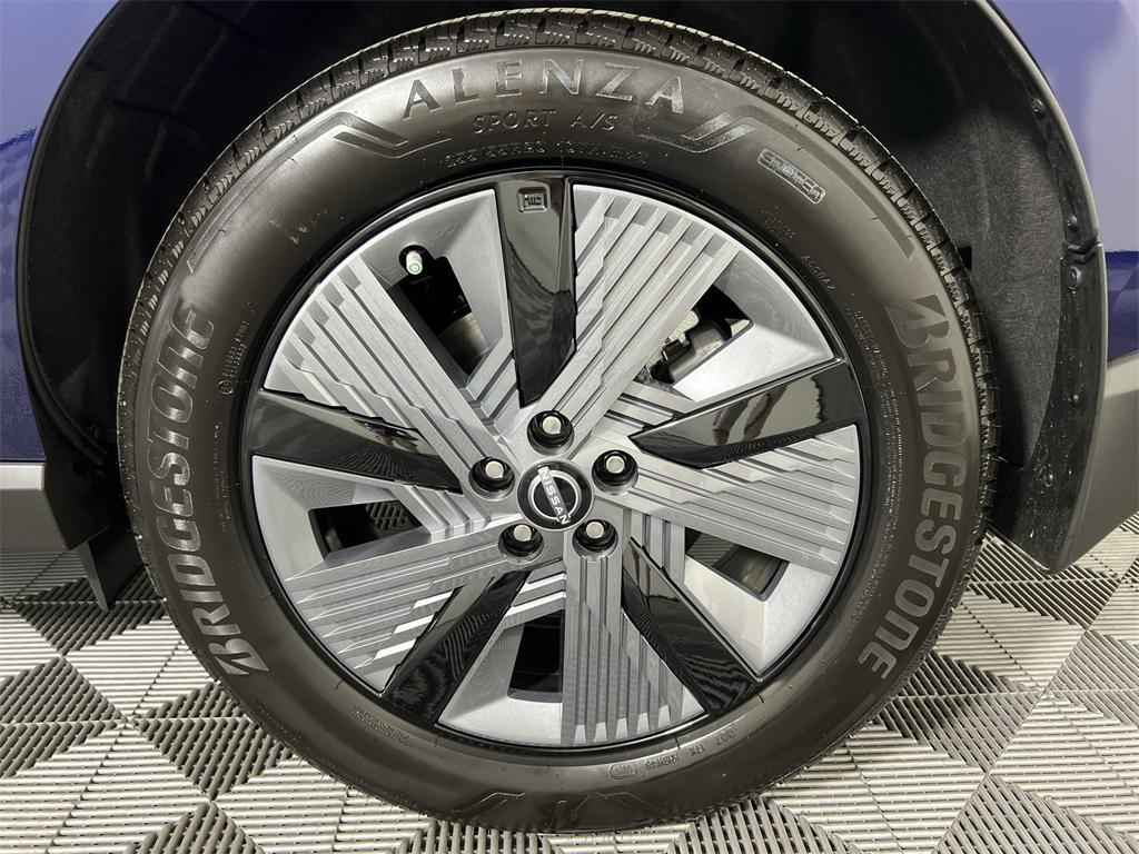 used 2025 Nissan Murano car, priced at $35,127