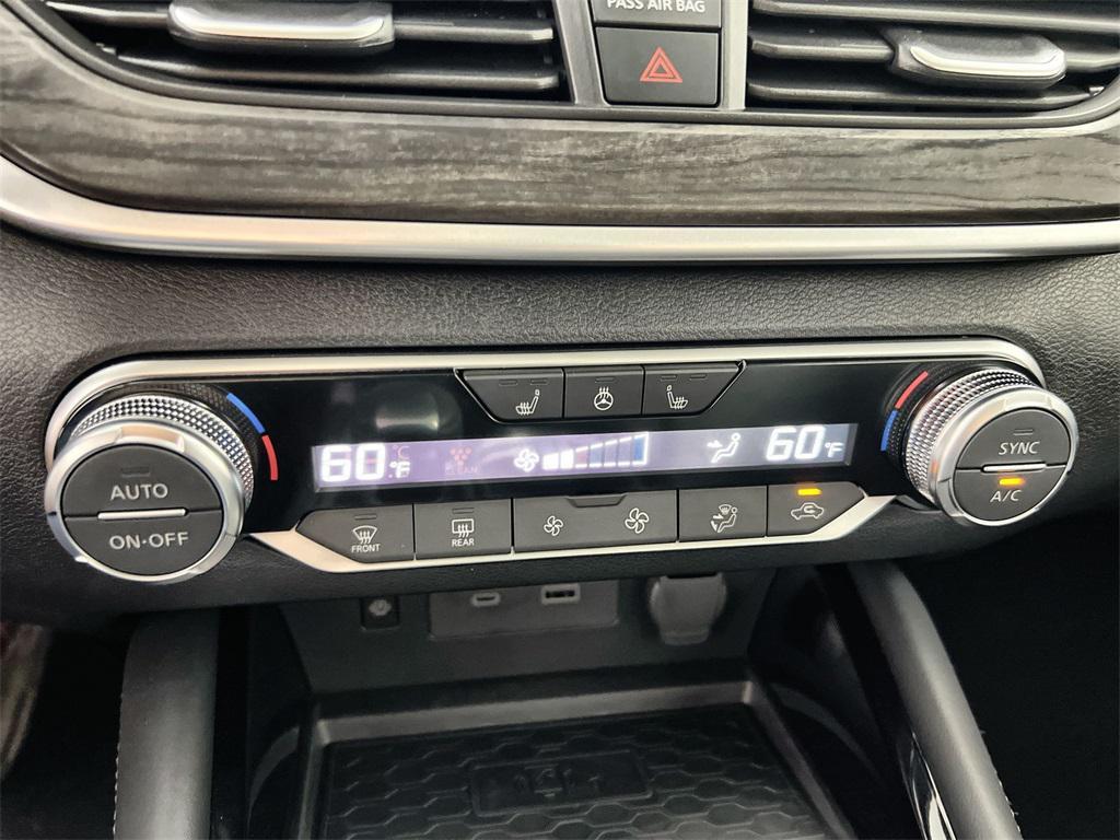 new 2025 Nissan Altima car, priced at $28,895