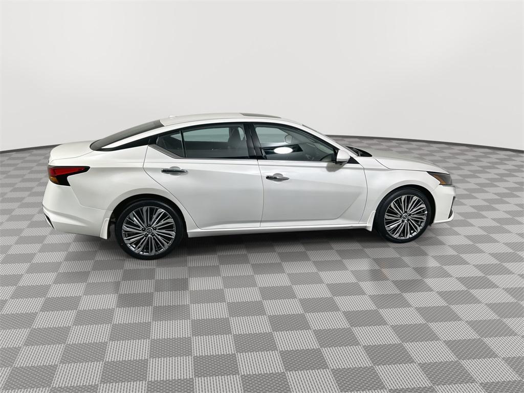 new 2025 Nissan Altima car, priced at $28,895