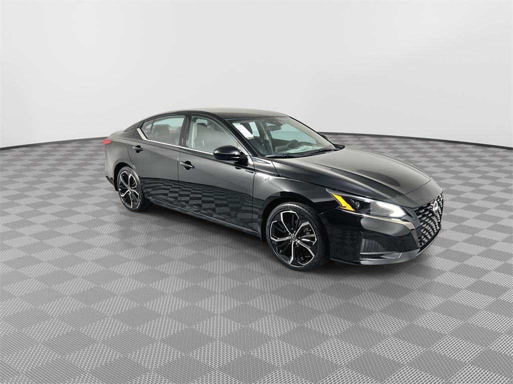 new 2025 Nissan Altima car, priced at $24,282