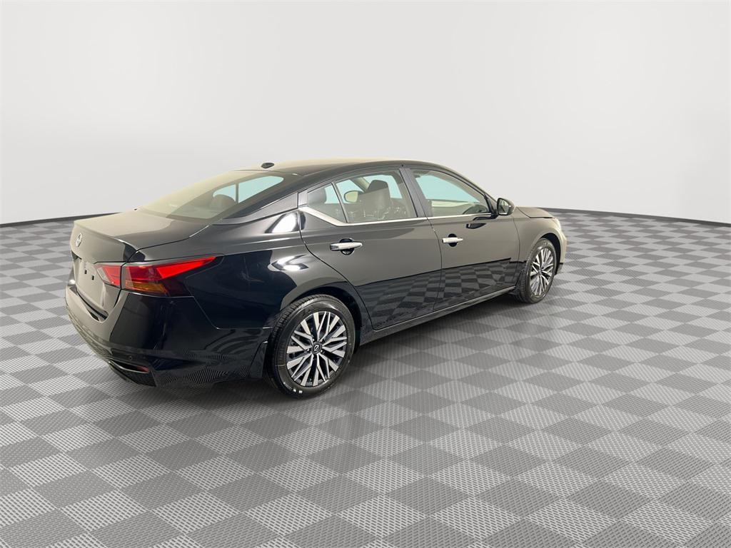 new 2025 Nissan Altima car, priced at $24,697