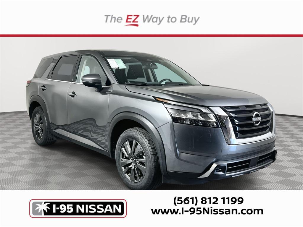 used 2022 Nissan Pathfinder car, priced at $18,286