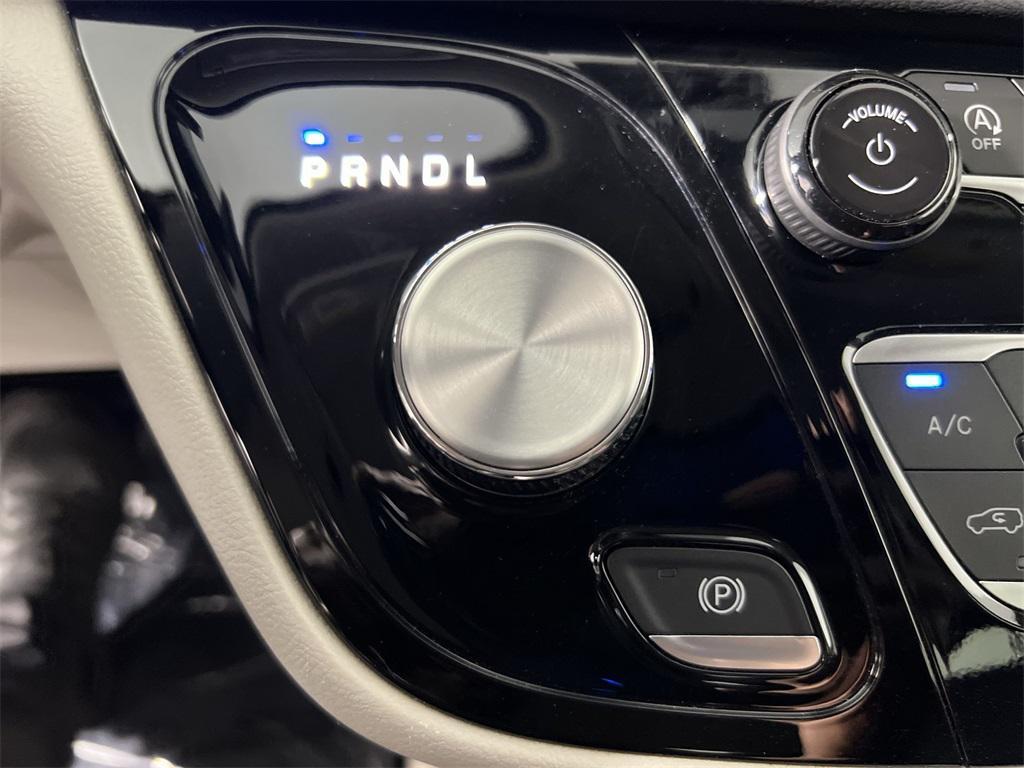 used 2024 Chrysler Pacifica car, priced at $23,339