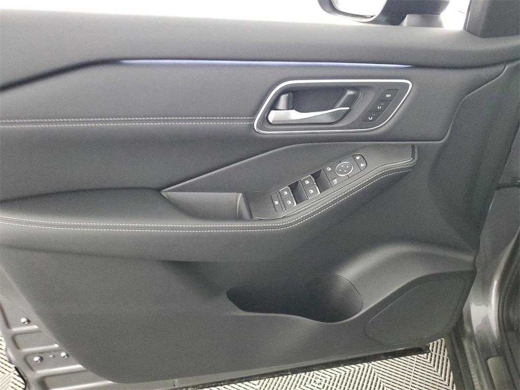 new 2025 Nissan Rogue car, priced at $42,246