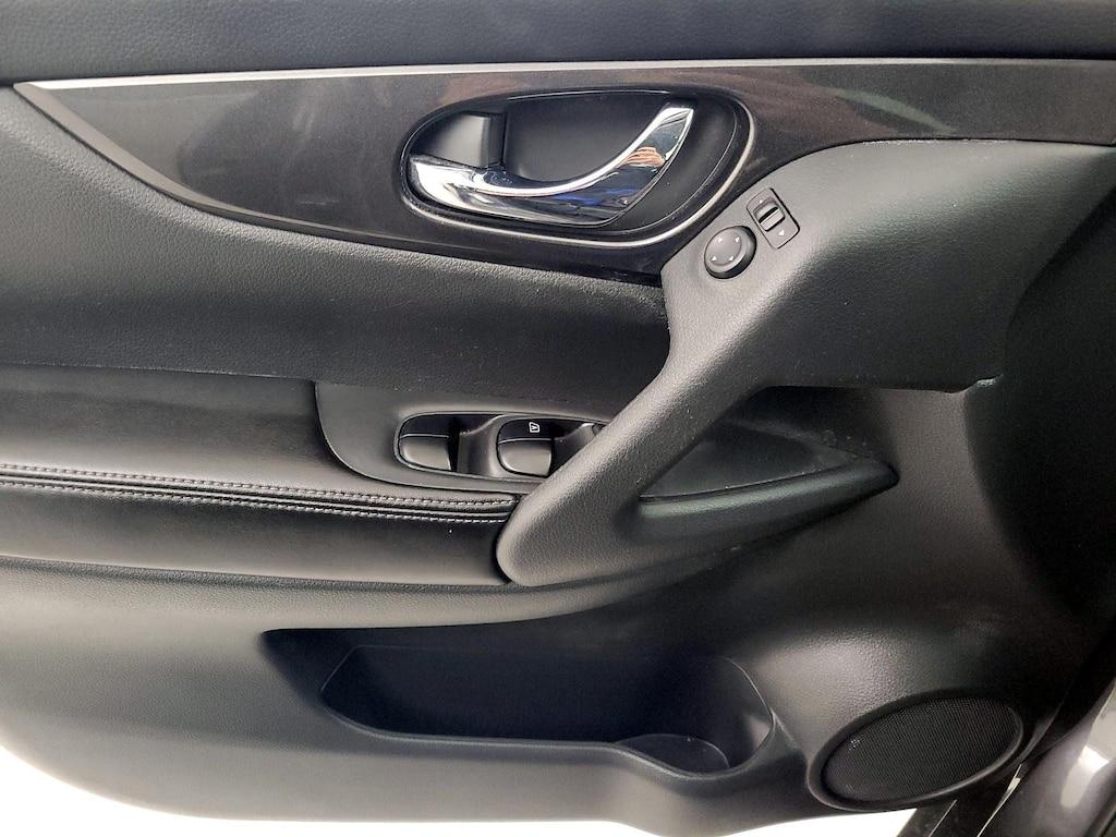 used 2018 Nissan Rogue car, priced at $15,998